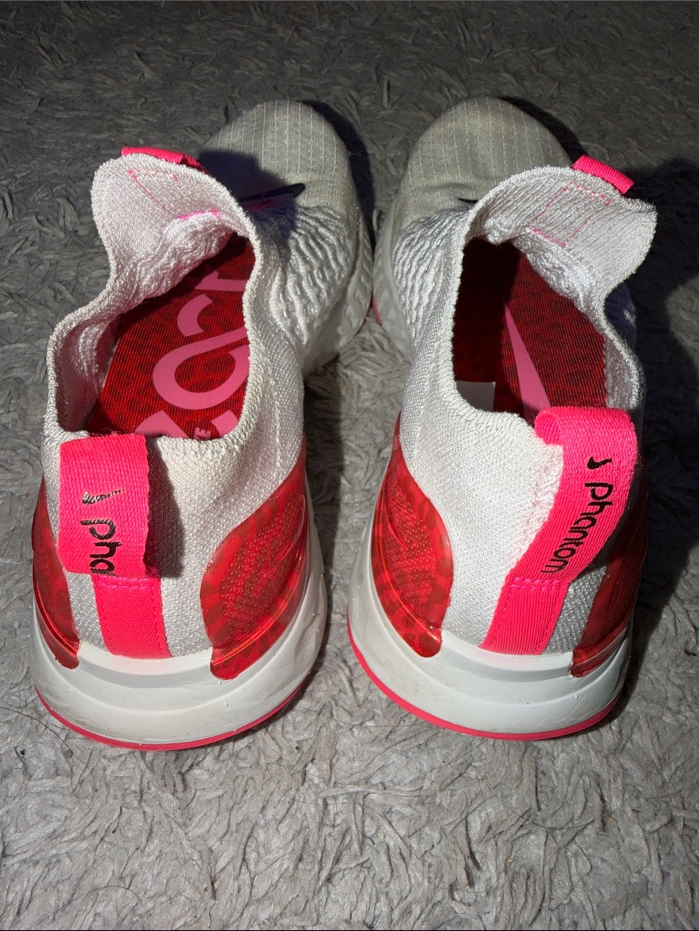 Nike Women’s White Slip-On Knit Sneakers with Hot Pink Accents - Picture 5 of 6